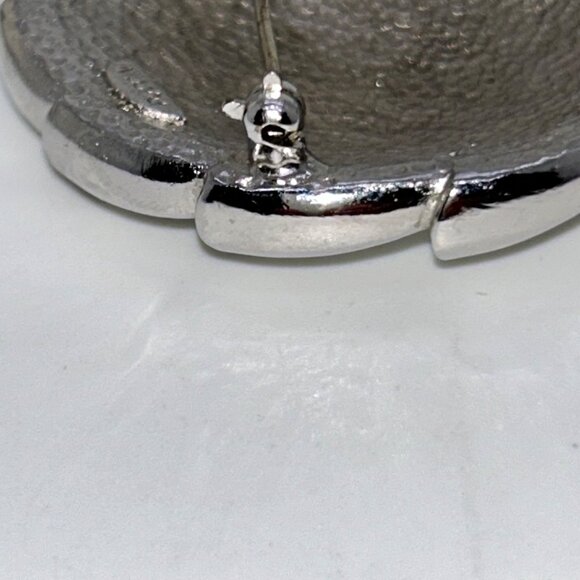 Vintage Puccini Silver-Tone Round Brooch With Textured White Center - Picture 12 of 15